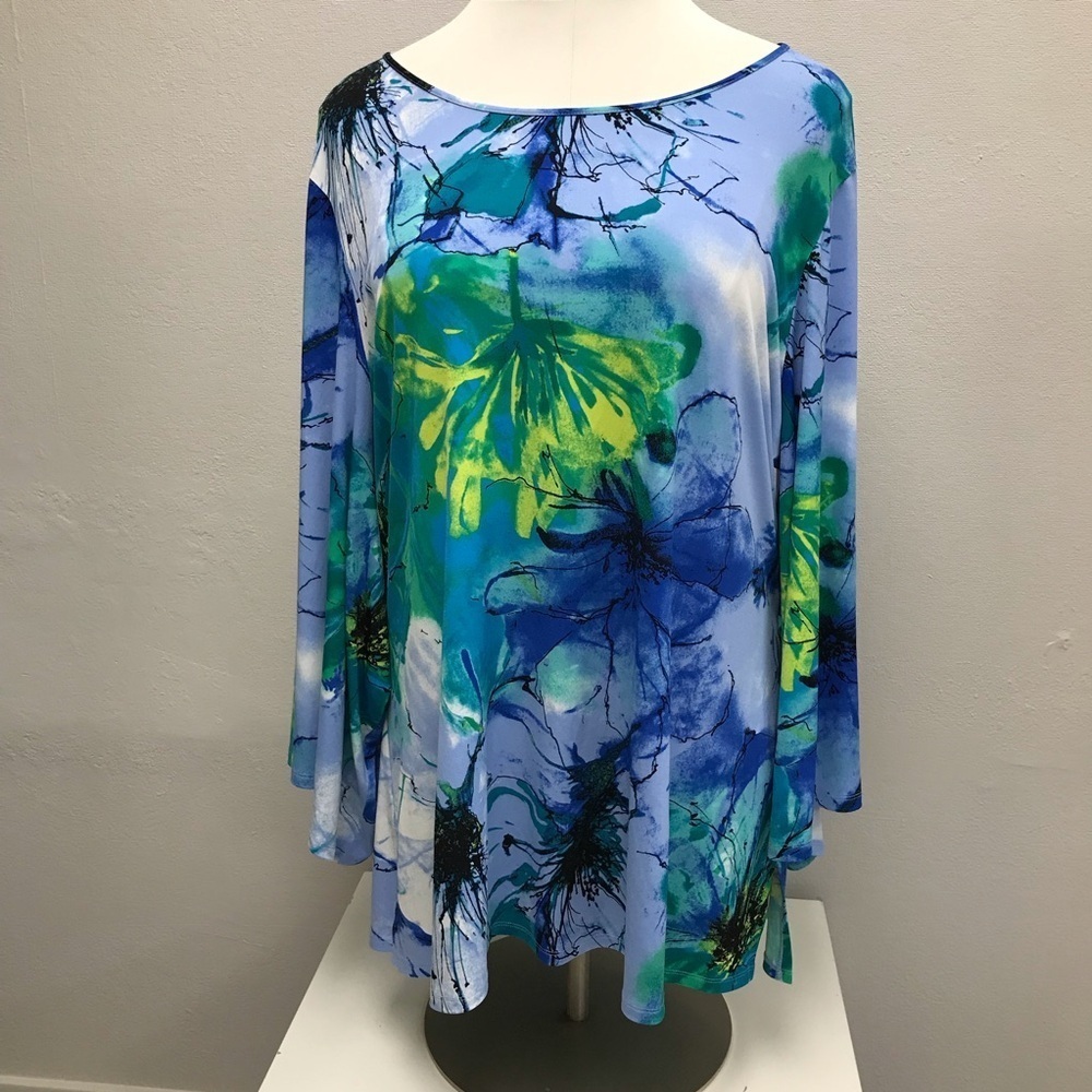 Natori Floral Blue and Green Tunic Top - size 1X